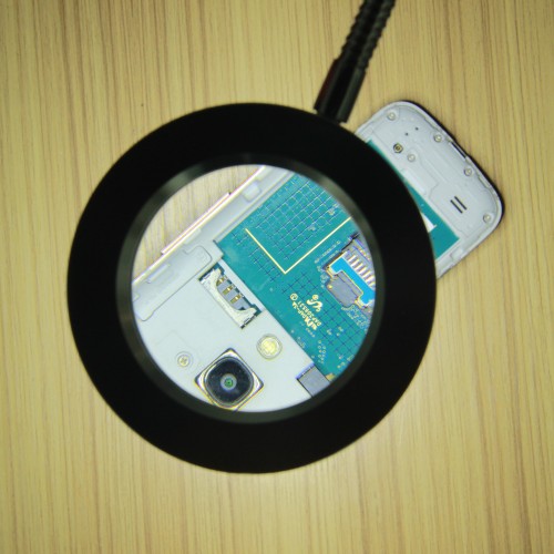 table top magnifying glass with light