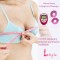 Naturel des seins et de l'élargissement de massage
